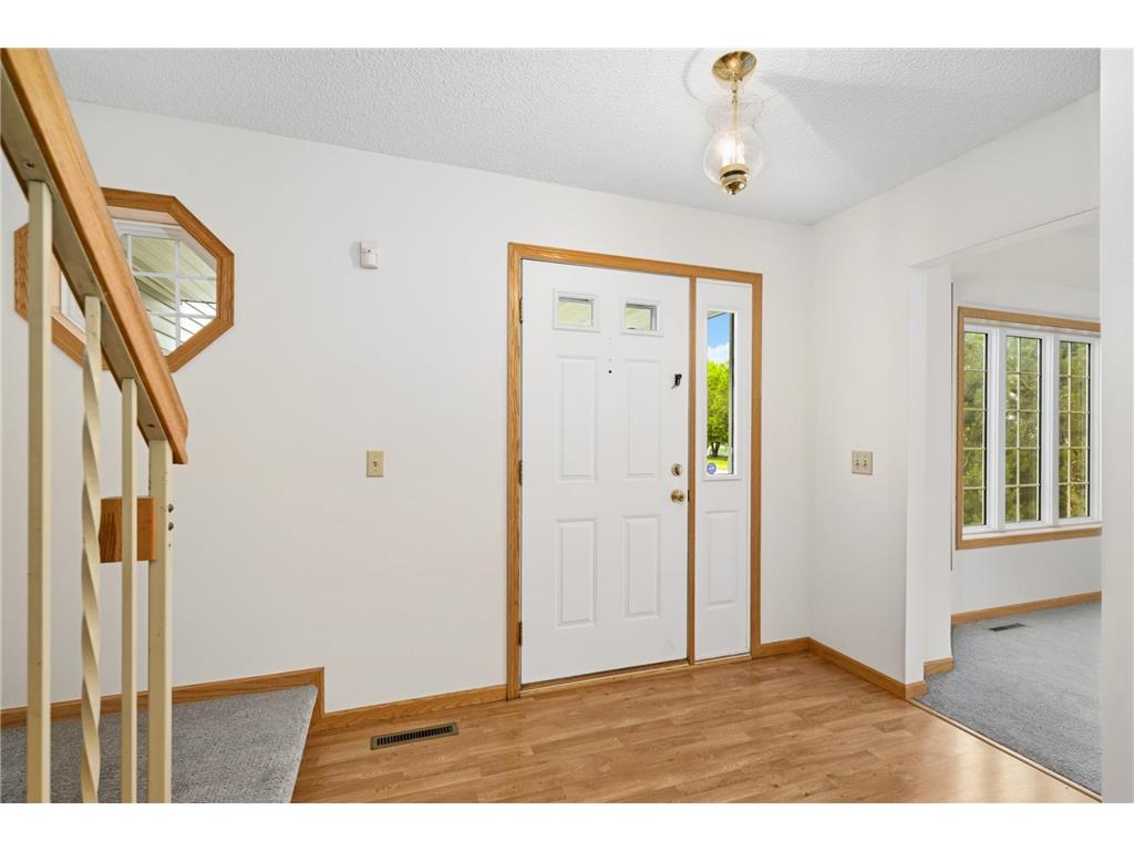 676 Falcon Ridge Road Woodbury MN 55125 7083810 image4