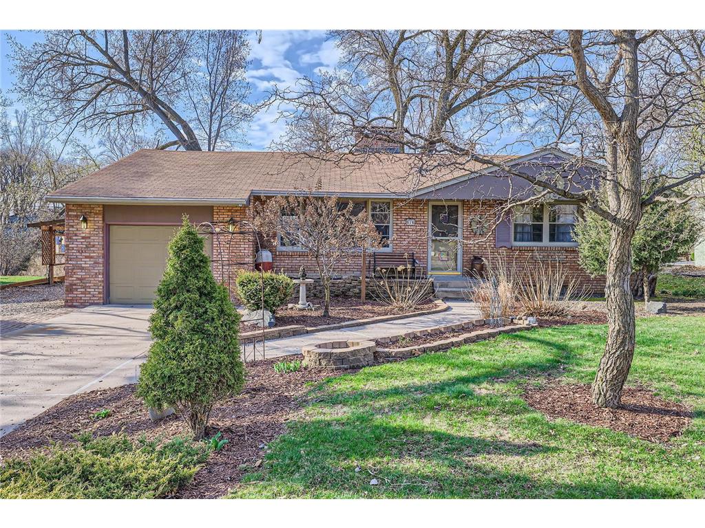 676 Roma Avenue Roseville MN 55113 - Rocky's Marsh 6703320 image1