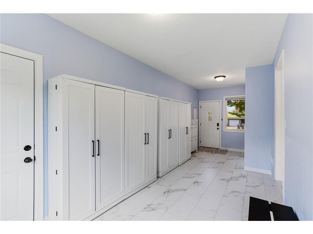 676 Shryer Avenue W Roseville MN 55113 7078760 image12