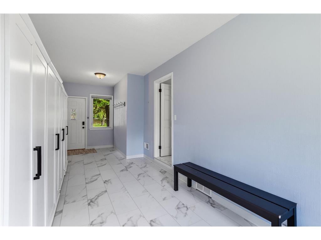 676 Shryer Avenue W Roseville MN 55113 7078760 image13