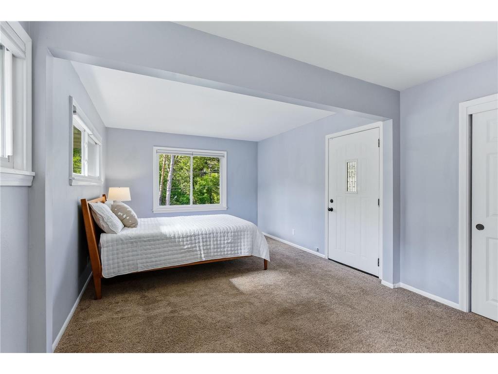 676 Shryer Avenue W Roseville MN 55113 7078760 image14