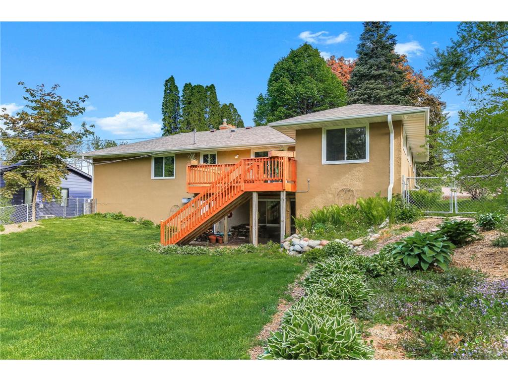 676 Shryer Avenue W Roseville MN 55113 7078760 image29