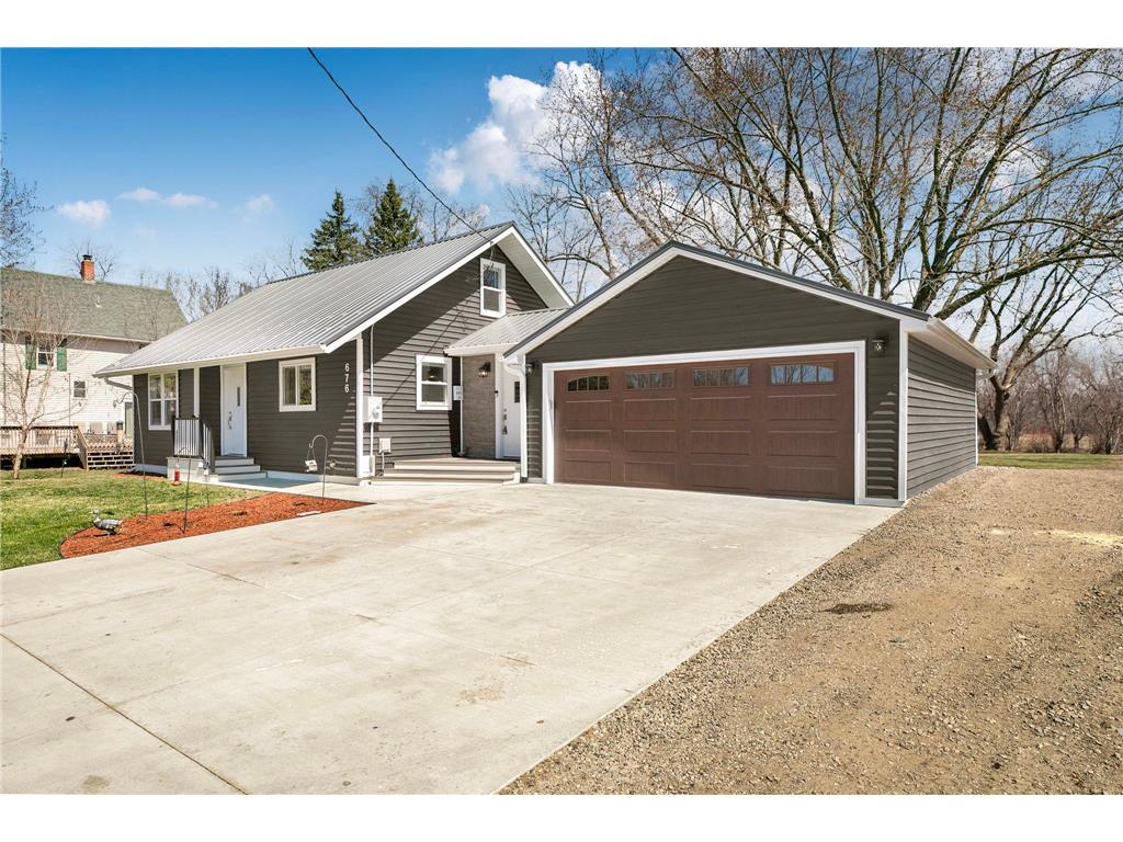 676 State Street N Eden Valley MN 55329 7053689 image2