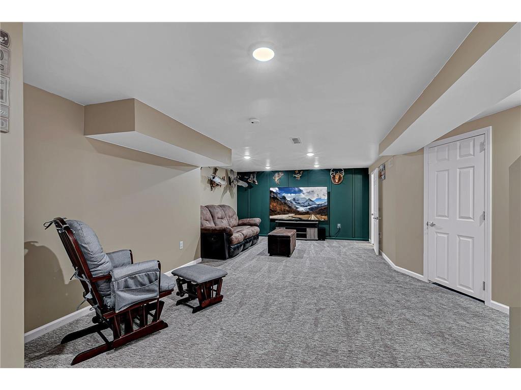 676 State Street N Eden Valley MN 55329 7053689 image21