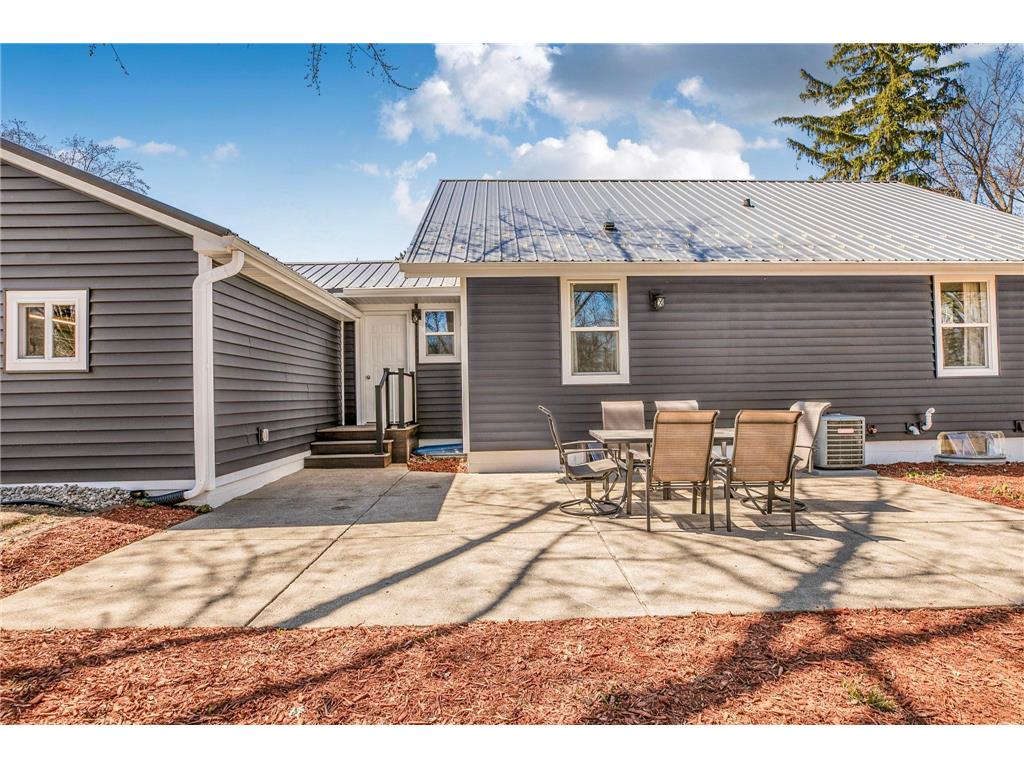 676 State Street N Eden Valley MN 55329 7053689 image4