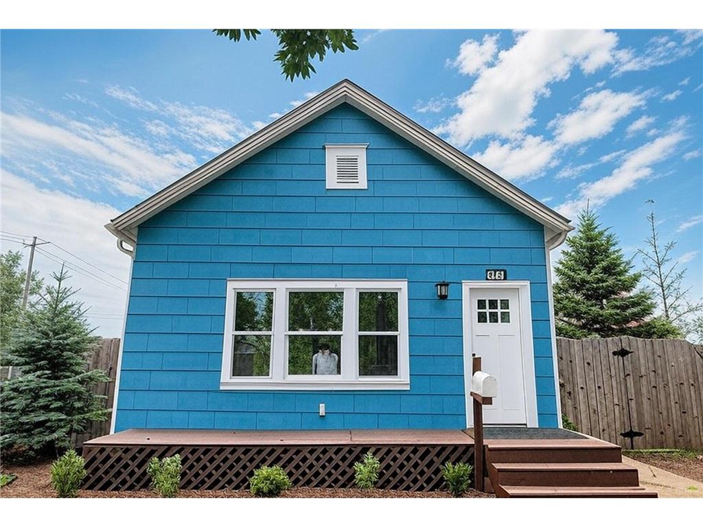 676 Victoria Street S Saint Paul MN 55102 6732661 image1