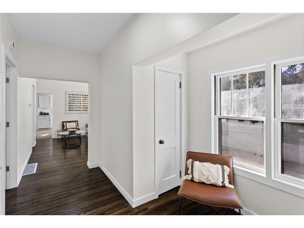 676 York Avenue Saint Paul MN 55106 7060897 image2