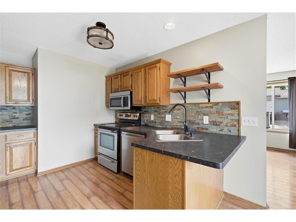 6762 Gretchen Court N Oakdale MN 55128 7071240 image21