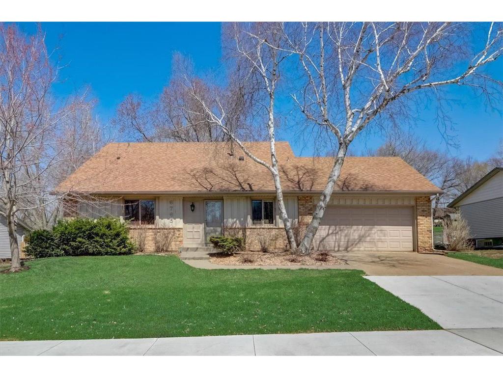 6765 133rd Street W Apple Valley MN 55124 6359590 image1
