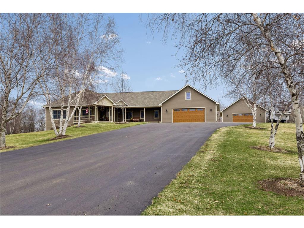 677 Kinney Road Hudson WI 54016 7044942 image1