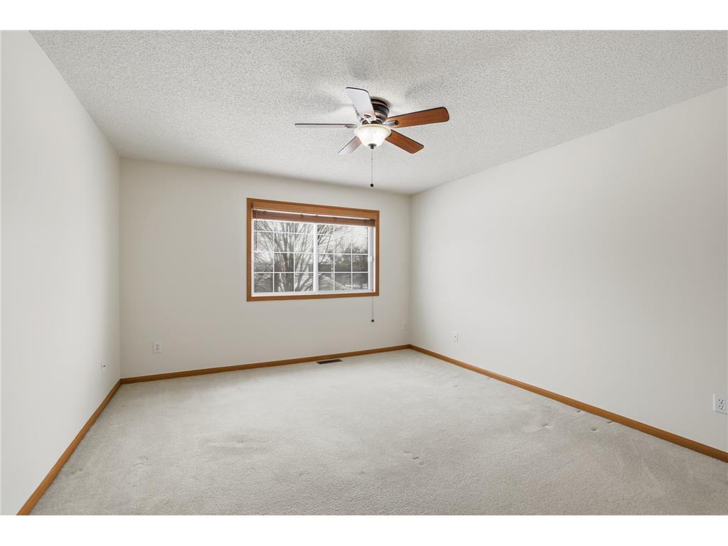 677 Mariner Way Woodbury MN 55129 6824843 image18