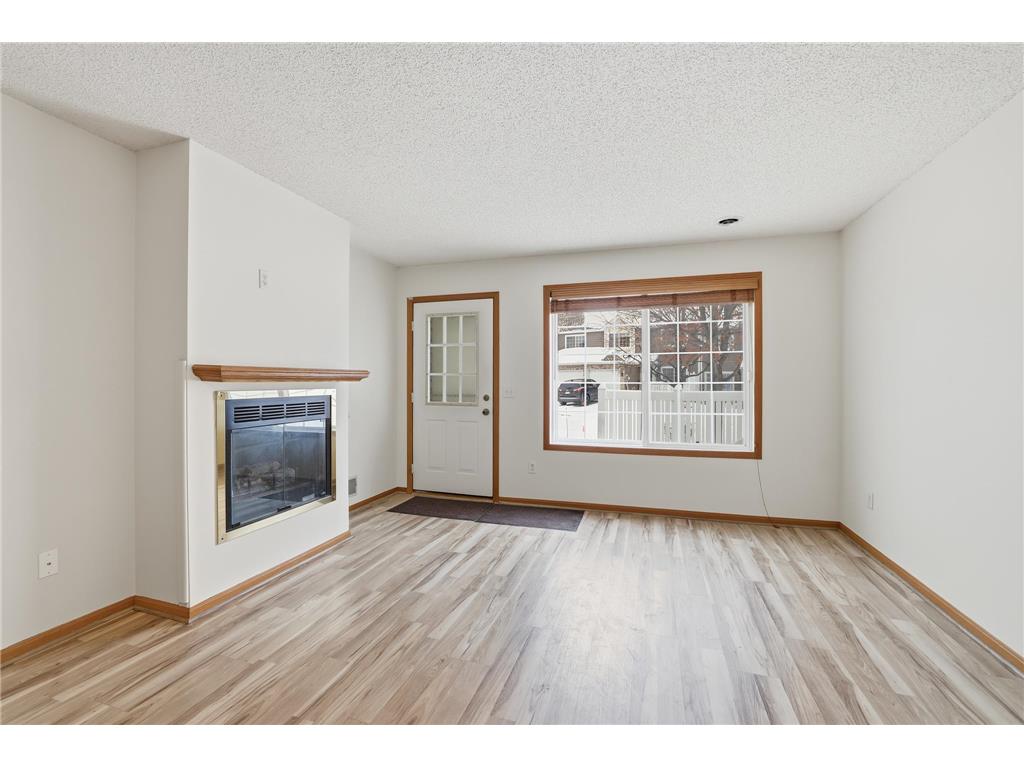 677 Mariner Way Woodbury MN 55129 6824843 image4