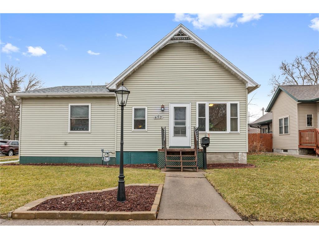677 Olmstead Street Winona MN 55987 6498219 image1