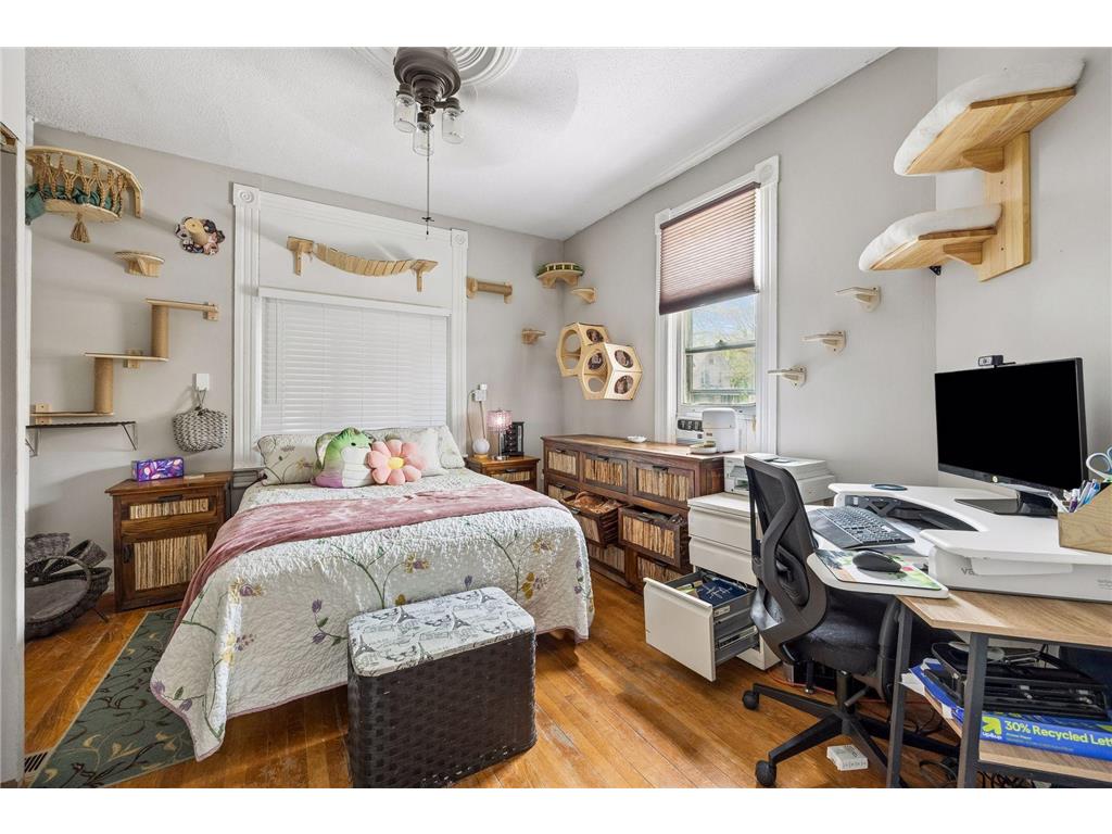 677 Sherburne Avenue Saint Paul MN 55104 7067029 image11