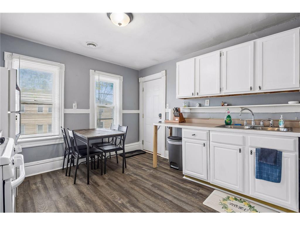 677 Sherburne Avenue Saint Paul MN 55104 7067029 image20