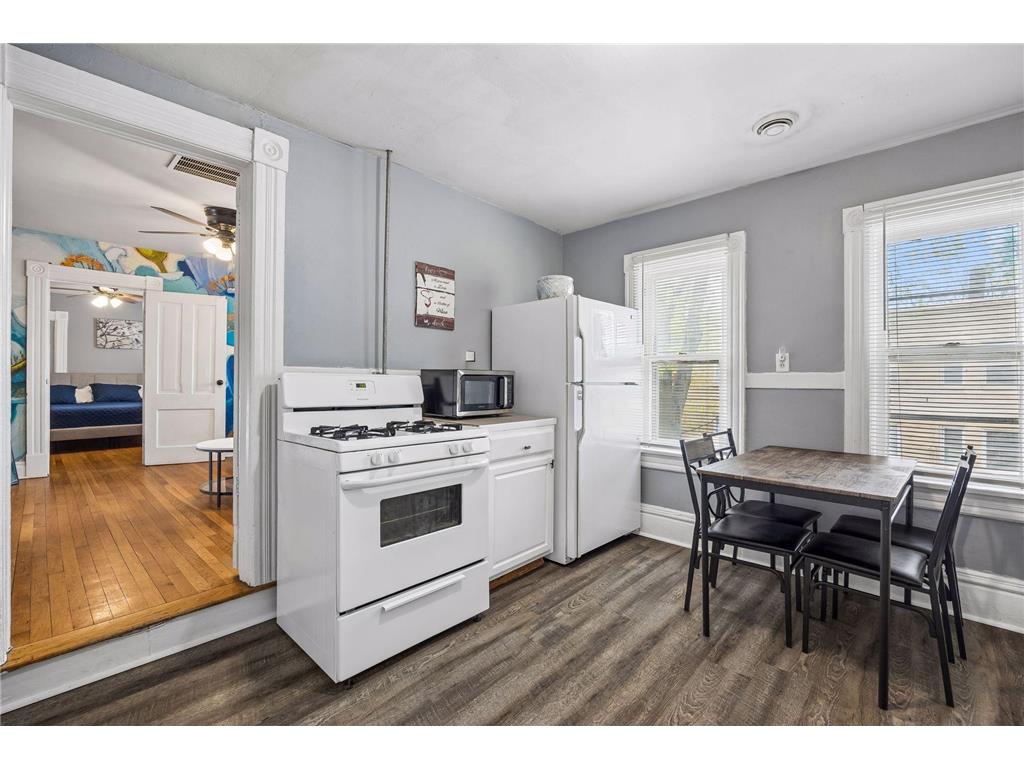 677 Sherburne Avenue Saint Paul MN 55104 7067029 image21