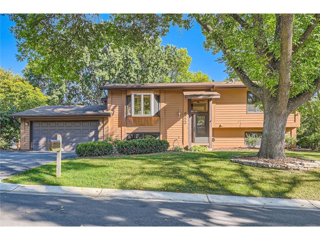 6772 Deerwood Lane N Maple Grove MN 55369 6610669 image1
