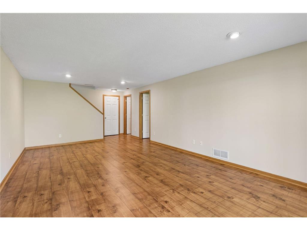6773 158th Street W Apple Valley MN 55124 6815977 image23