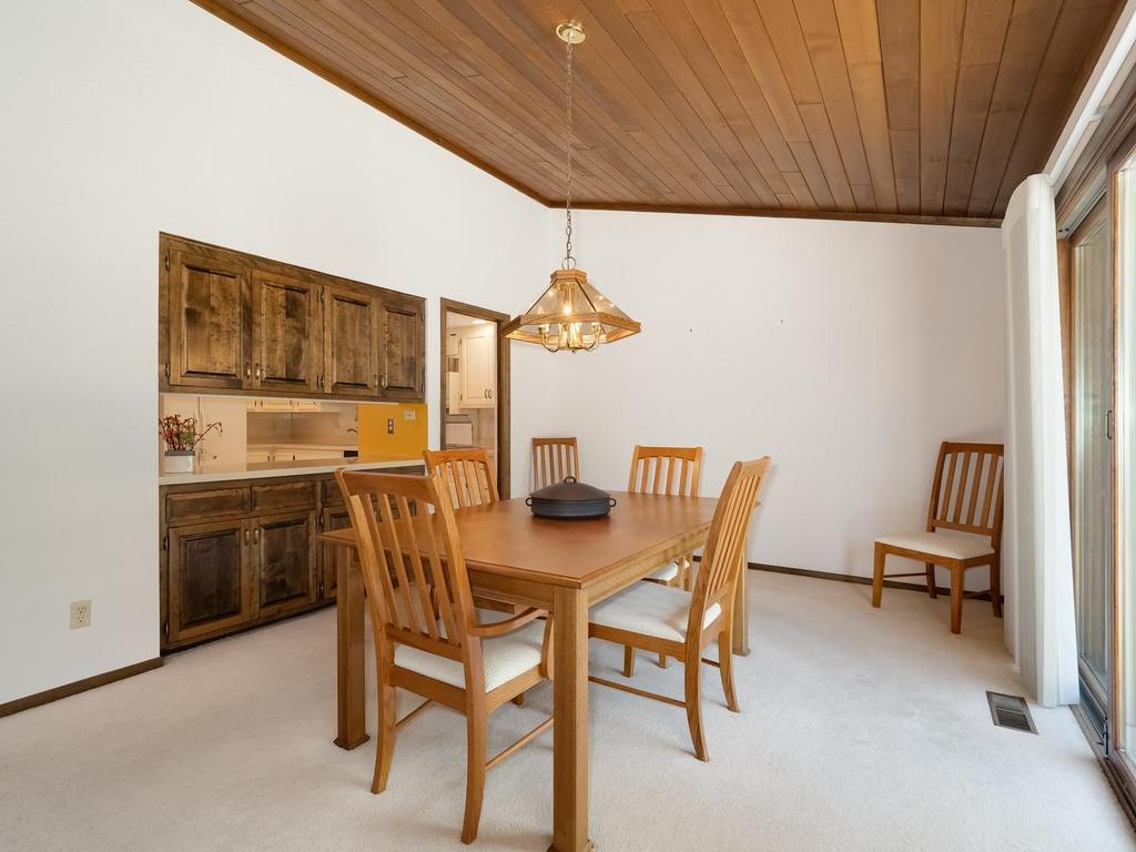 6777 W 82nd Street Bloomington MN 55438 7059527 image13