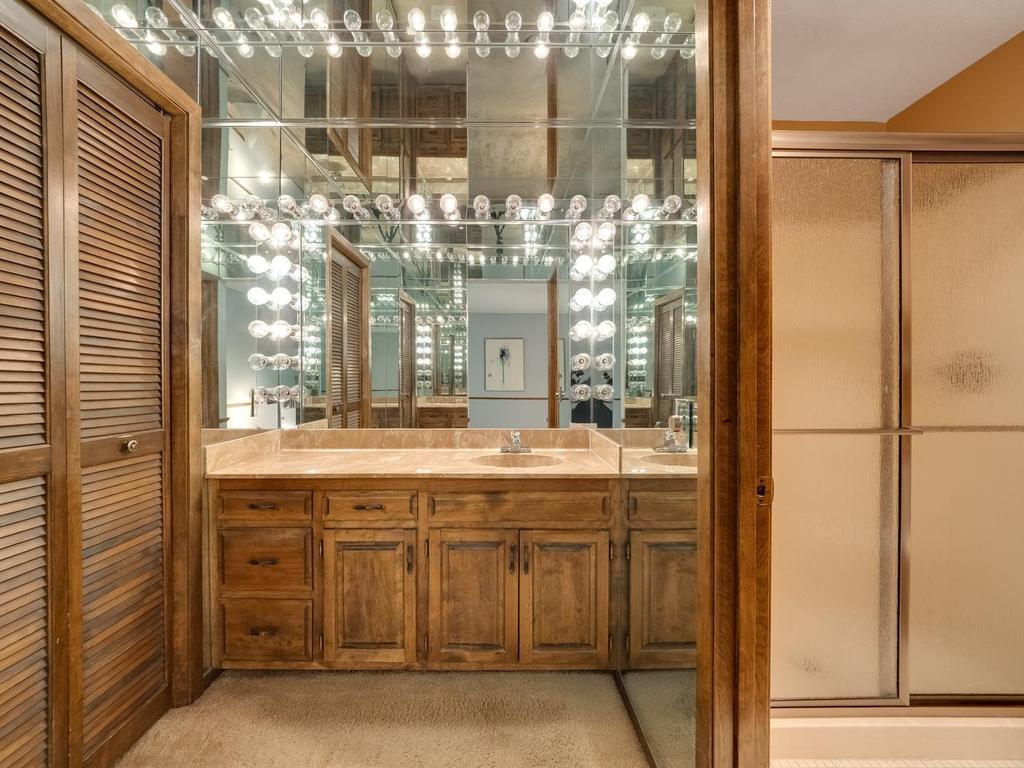 6777 W 82nd Street Bloomington MN 55438 7059527 image22