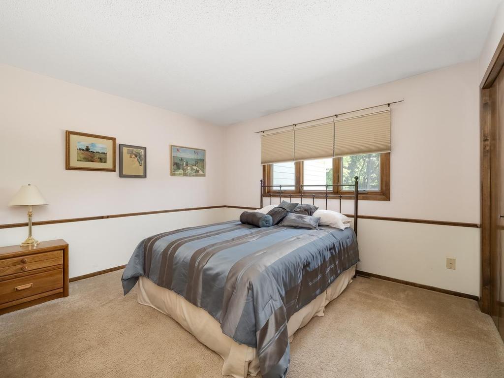 6777 W 82nd Street Bloomington MN 55438 7059527 image23