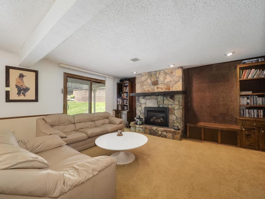 6777 W 82nd Street Bloomington MN 55438 7059527 image28