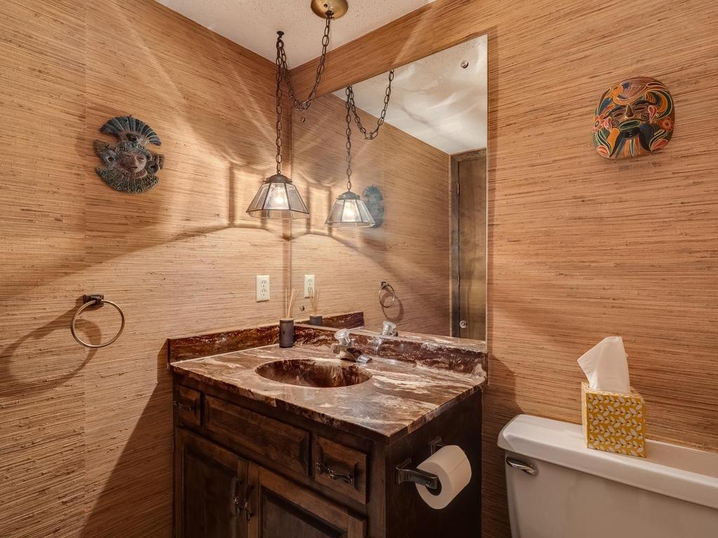 6777 W 82nd Street Bloomington MN 55438 7059527 image32
