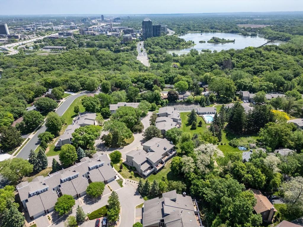 6777 W 82nd Street Bloomington MN 55438 7059527 image44