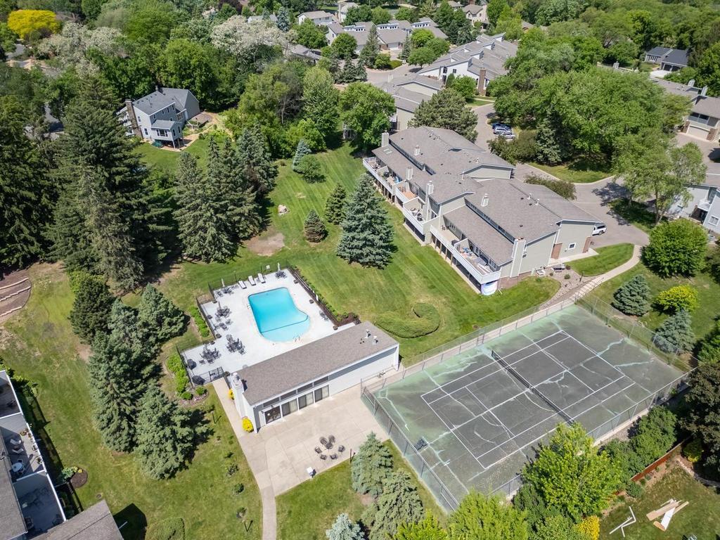 6777 W 82nd Street Bloomington MN 55438 7059527 image51