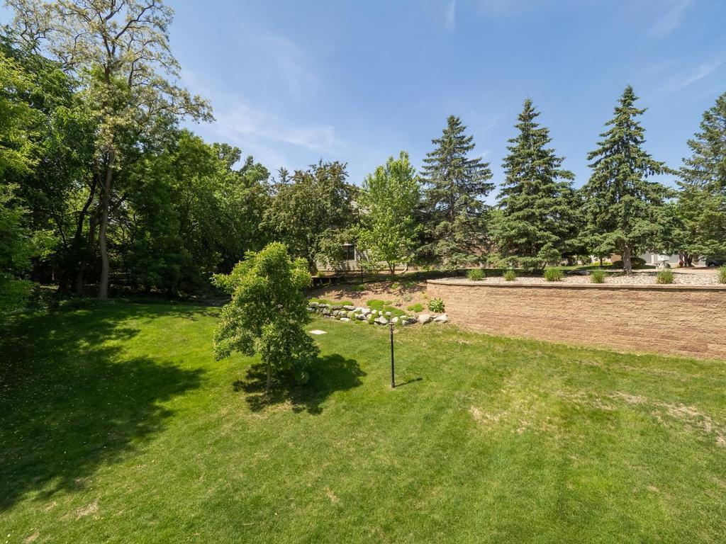 6777 W 82nd Street Bloomington MN 55438 7059527 image6