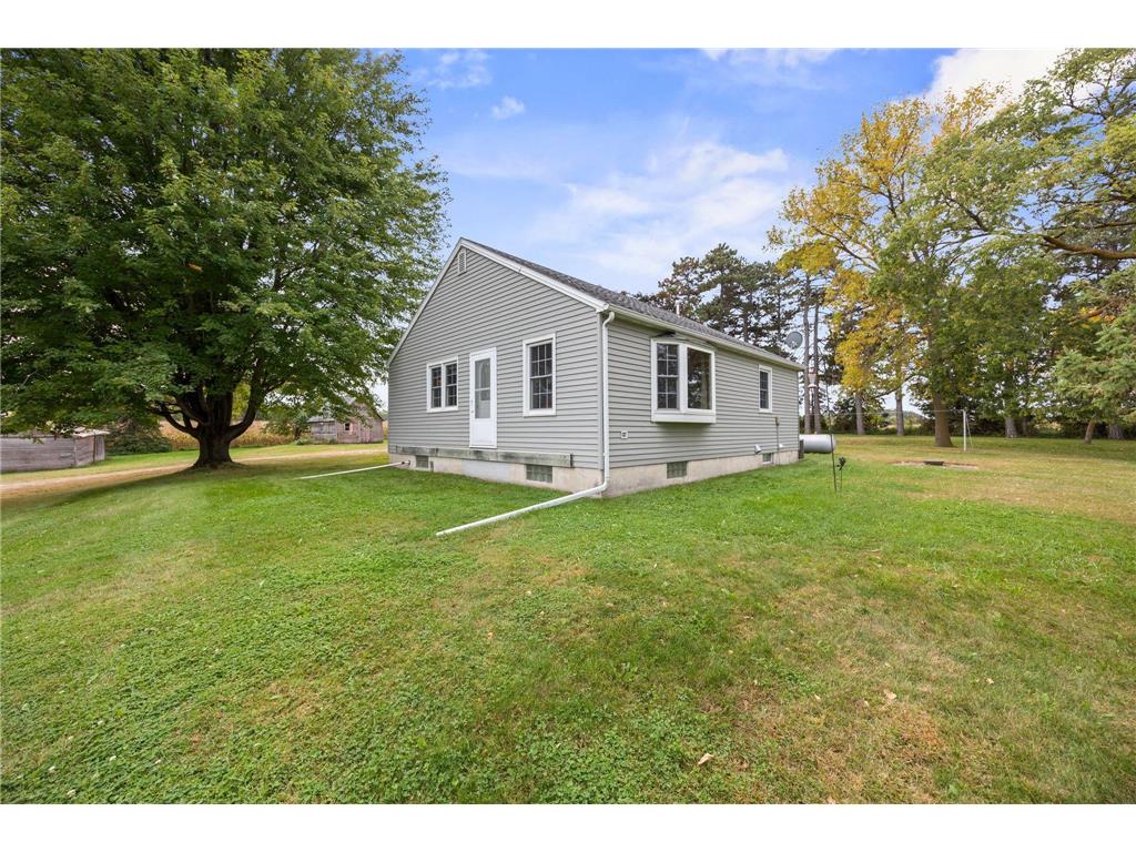 67779 195th Street Darwin MN 55324 6795953 image1