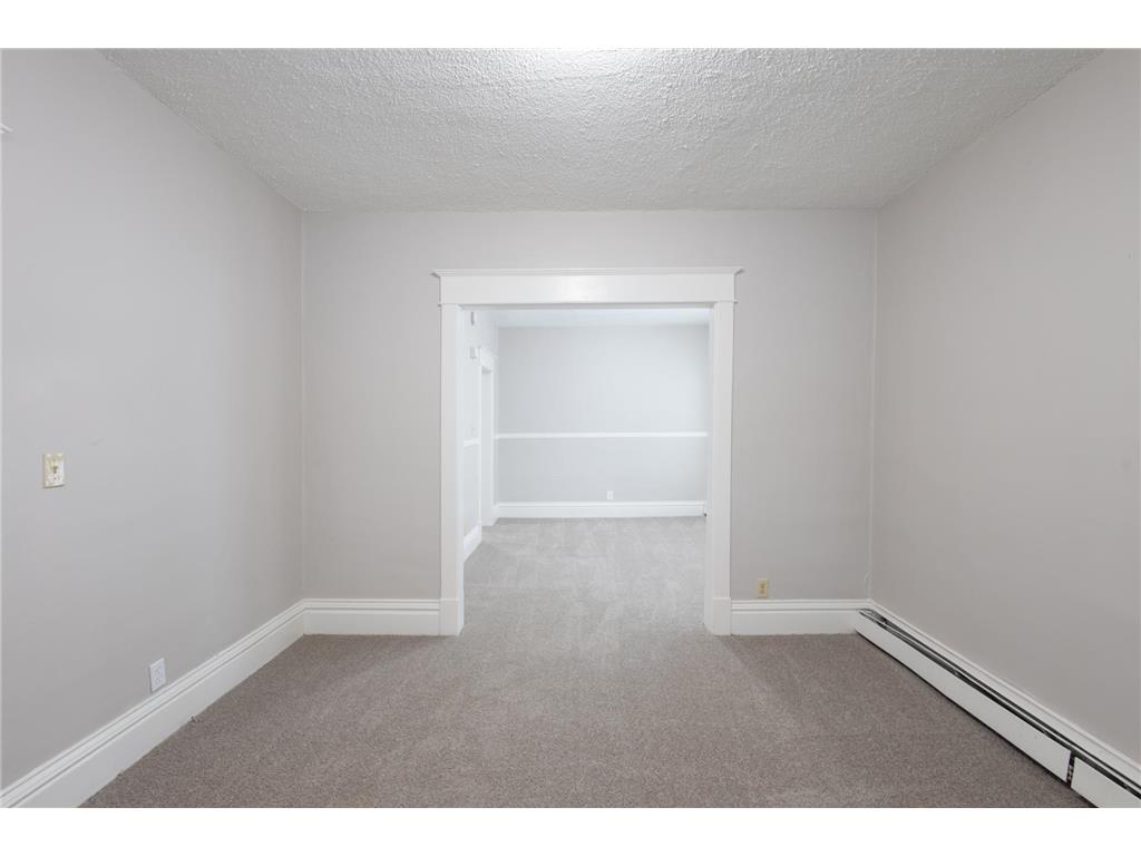 678 Hawthorne Avenue E Saint Paul MN 55106 7036507 image12