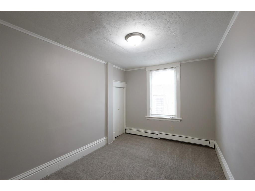 678 Hawthorne Avenue E Saint Paul MN 55106 7036507 image14