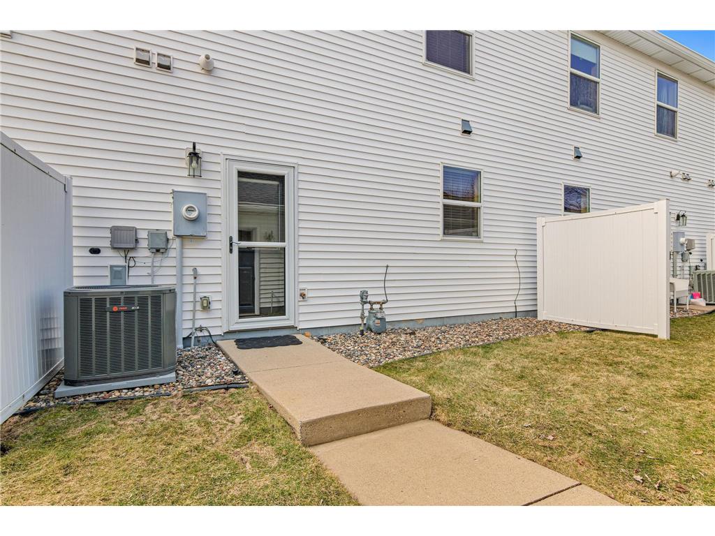678 Orrin Street Saint Paul MN 55102 7018006 image18