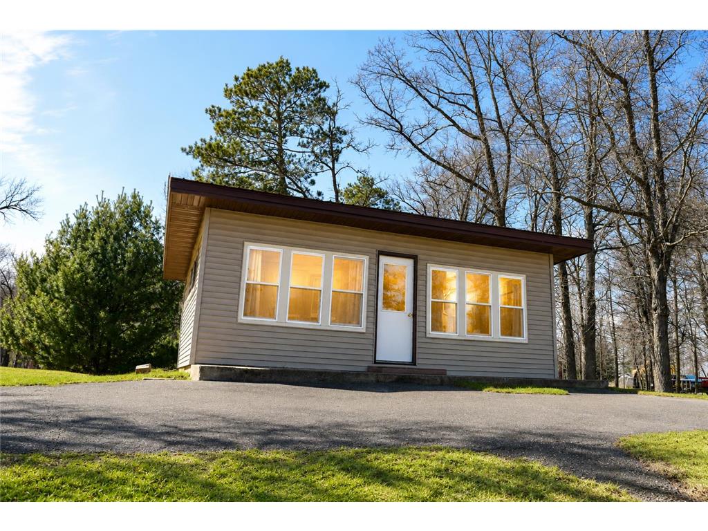 678 Shore Haven Lane #Cabin 5 Hackensack MN 56452 - Poquet 7065195 image1