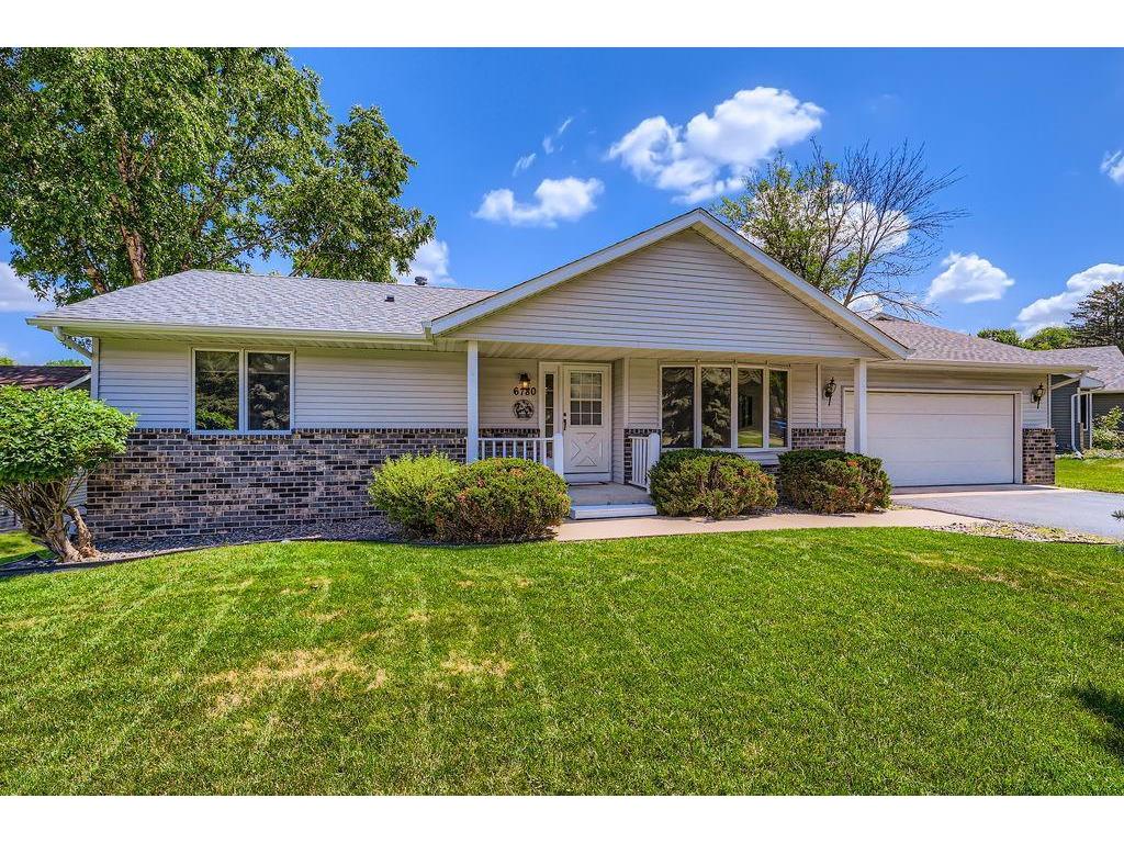 6780 Upper 28th Street N Oakdale MN 55128 6752777 image1