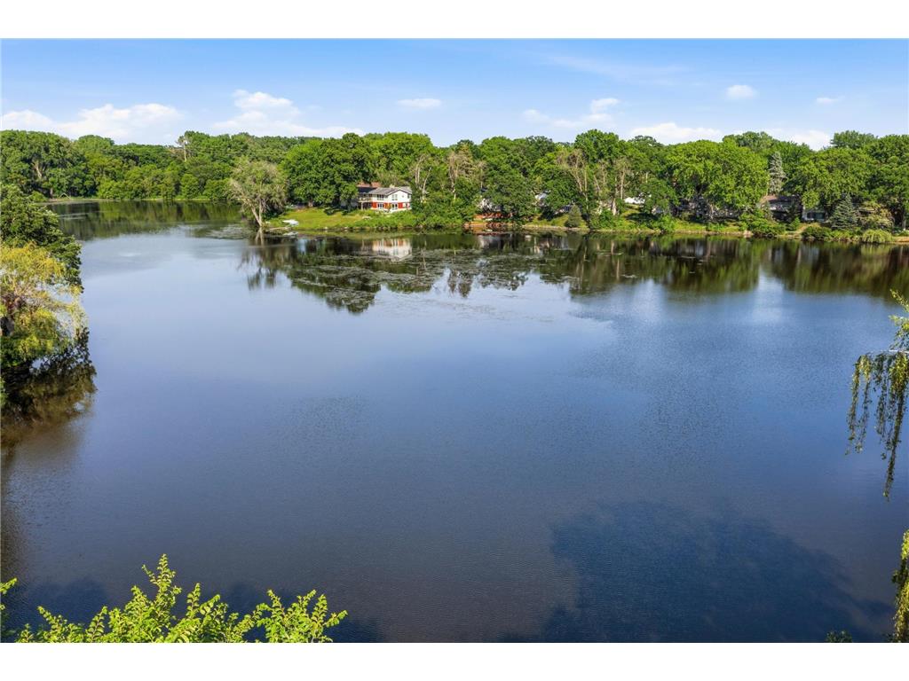 6785 E River Road Fridley MN 55432 - Locke 7085448 image11