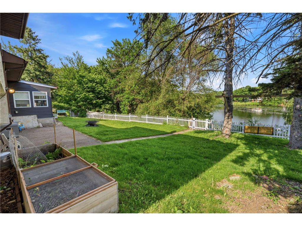 6785 E River Road Fridley MN 55432 - Locke 7085448 image14