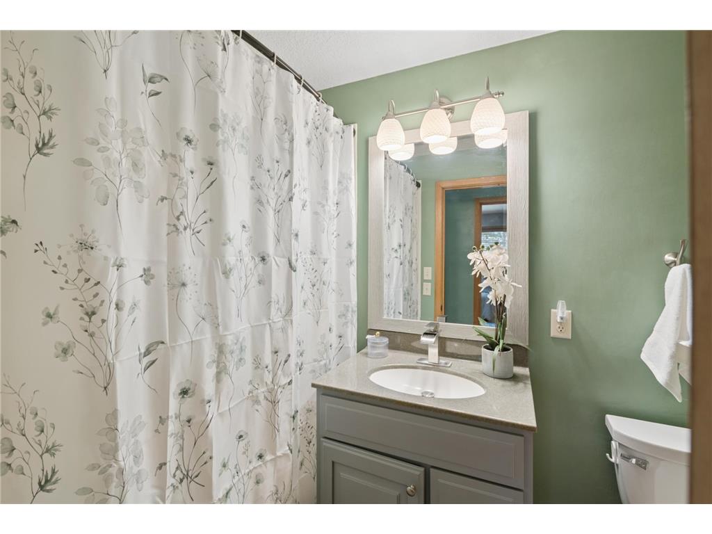 6788 Cedar Street North Branch MN 55056 7072588 image18