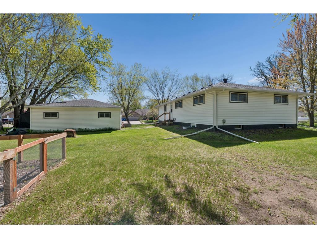 6788 Cedar Street North Branch MN 55056 7072588 image28