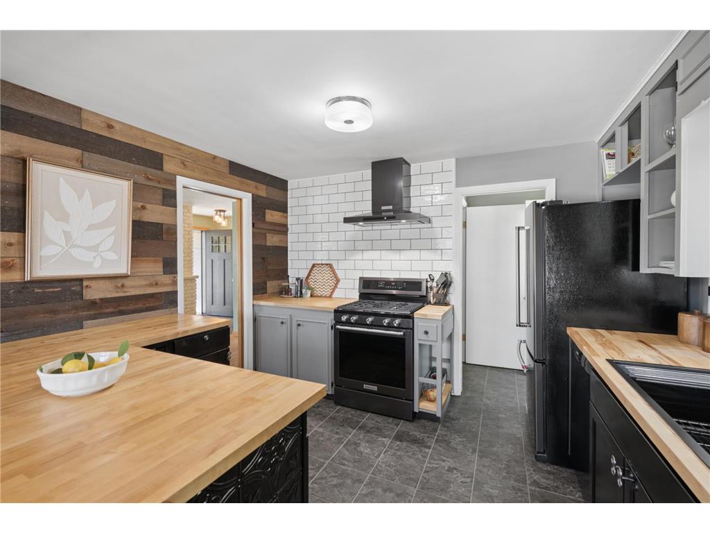 6788 Cedar Street North Branch MN 55056 7072588 image4