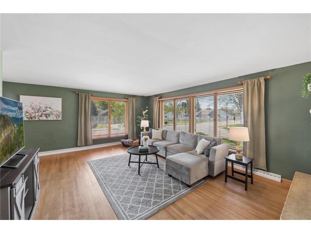 6788 Cedar Street North Branch MN 55056 7072588 image7