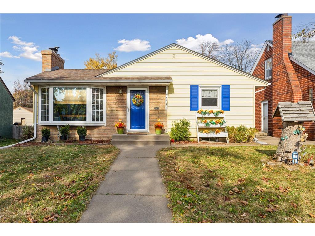 679 California Avenue W Saint Paul MN 55117 6657139 image1