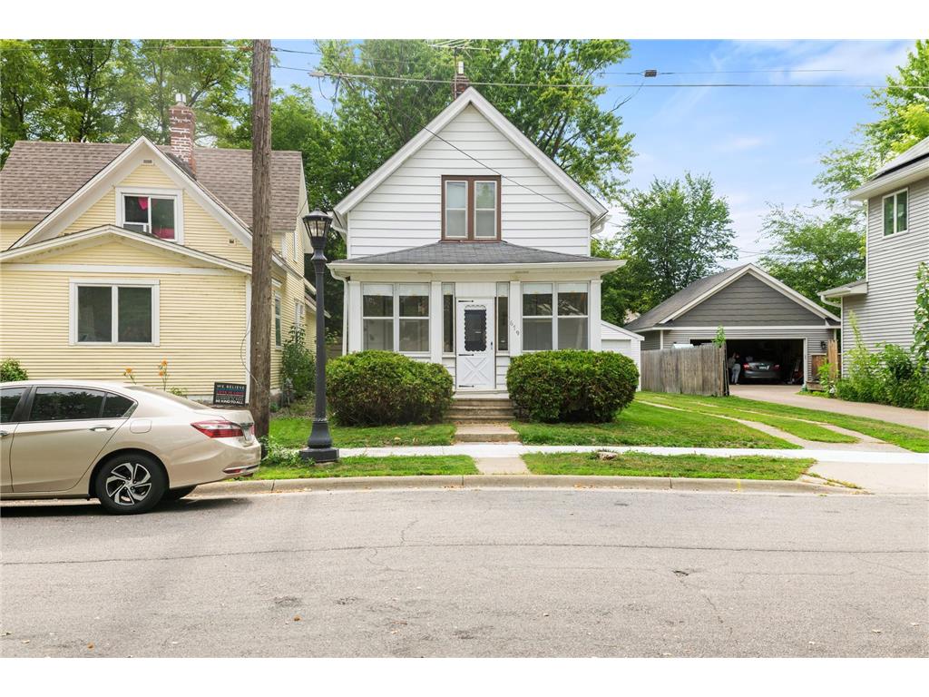 679 Canton Street Saint Paul MN 55102 6396601 image1