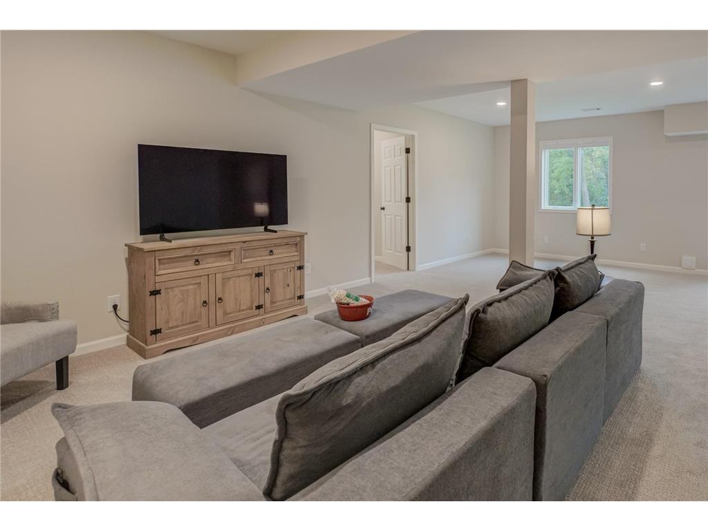 679 Marie Avenue W Mendota Heights MN 55118 6635267 image19