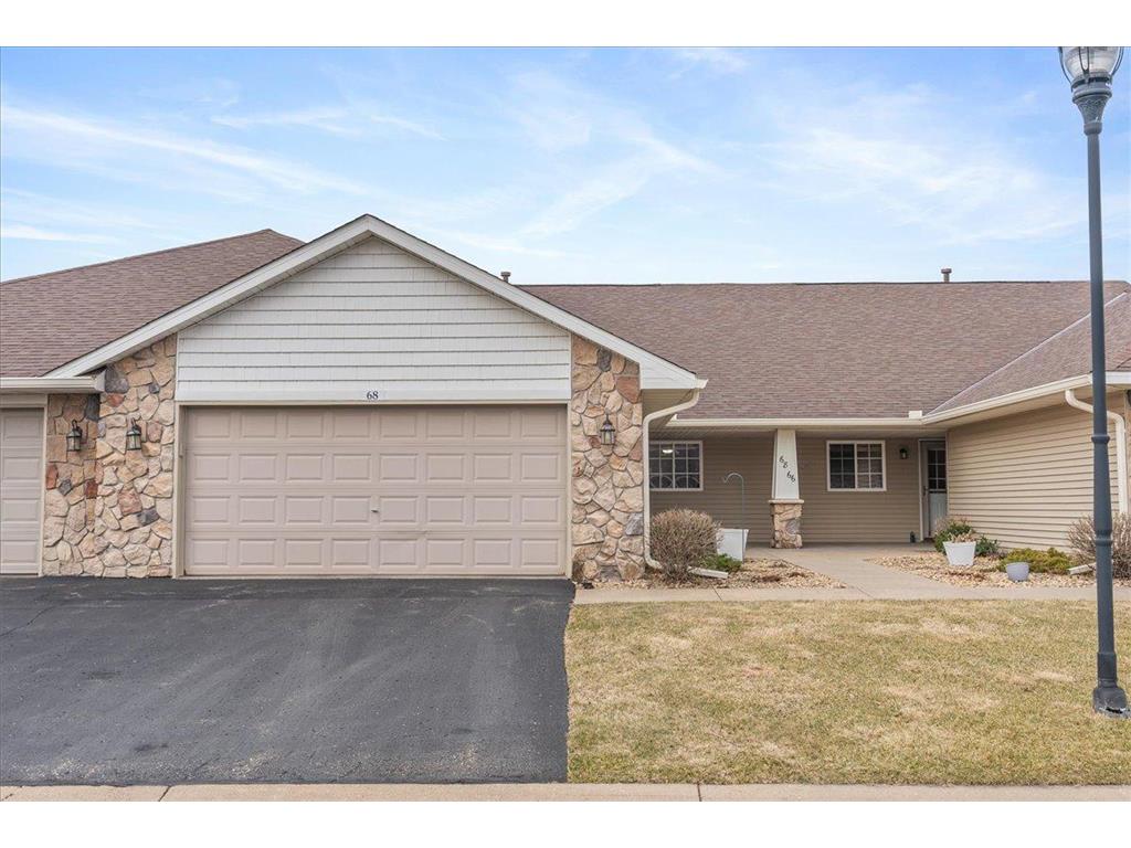68 Crown Pointe Curv Hudson WI 54016 6701569 image1
