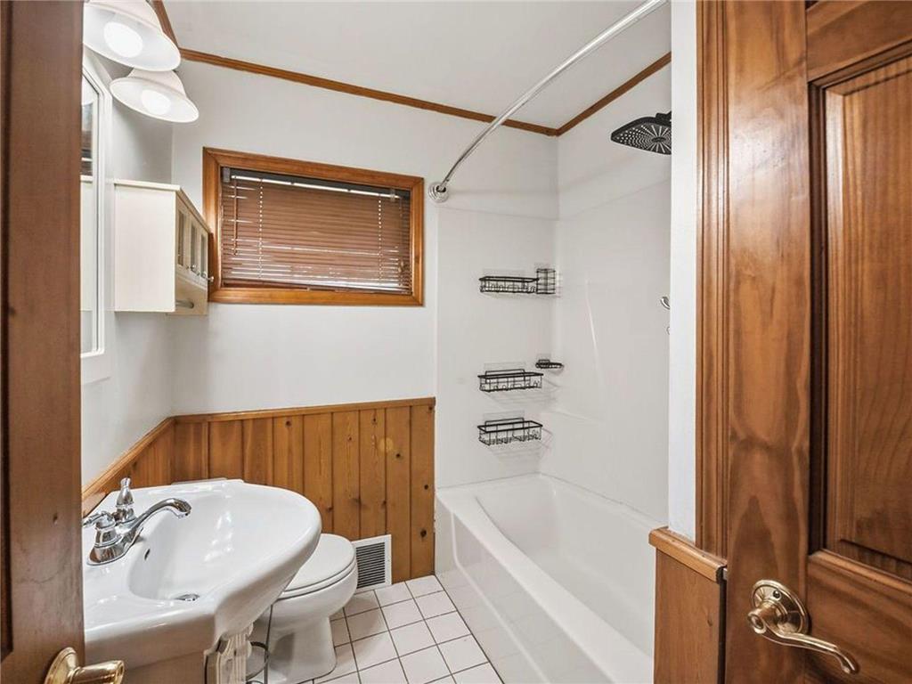 68 Edison Boulevard Silver Bay MN 55614 7046456 image24
