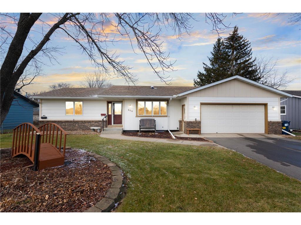 680 Adams Street S Shakopee MN 55379 6473895 image1
