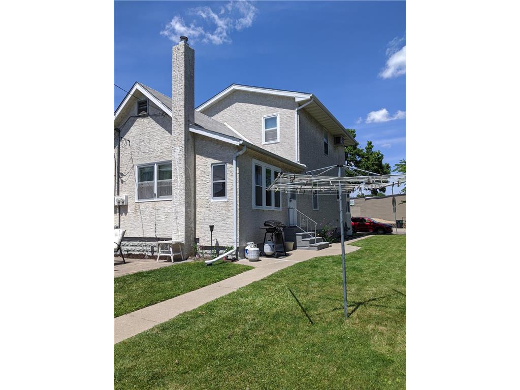 680 Juno Avenue Saint Paul MN 55102 7059511 image4