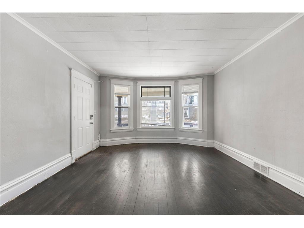 680 Lawson Avenue E Saint Paul MN 55106 7044475 image14